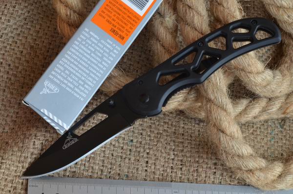 Small folding knife