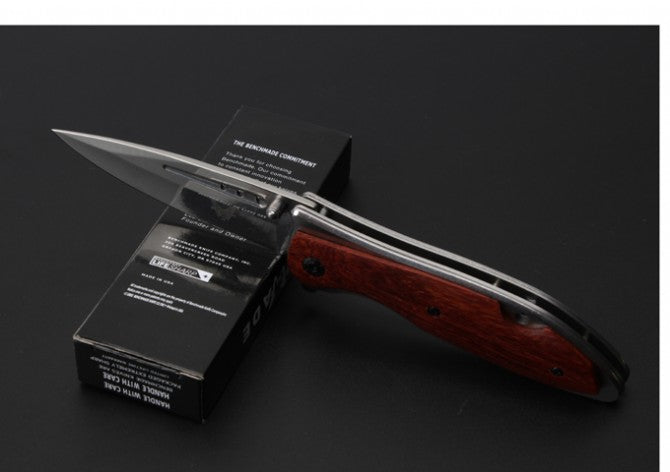 Quick folding knife